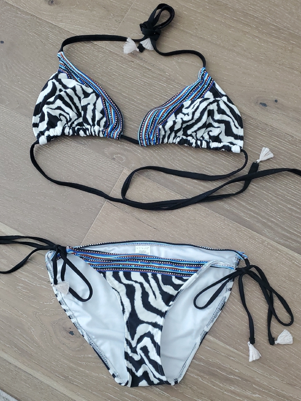 VENUS Zebra Print Triangle Bikini with Blue Trim DD top